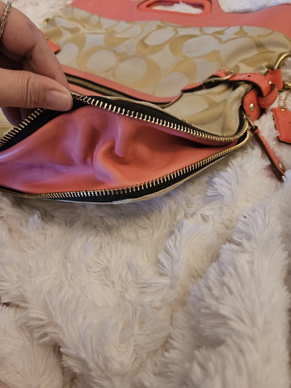 Y2K✨️Coach Bonnie Foldover Canvas Tote w/ Coral Trim - Picture 7 of 16